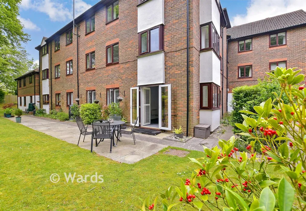 Communal Gardens - Ersham Road, Canterbury, Kent - Wards of Kent