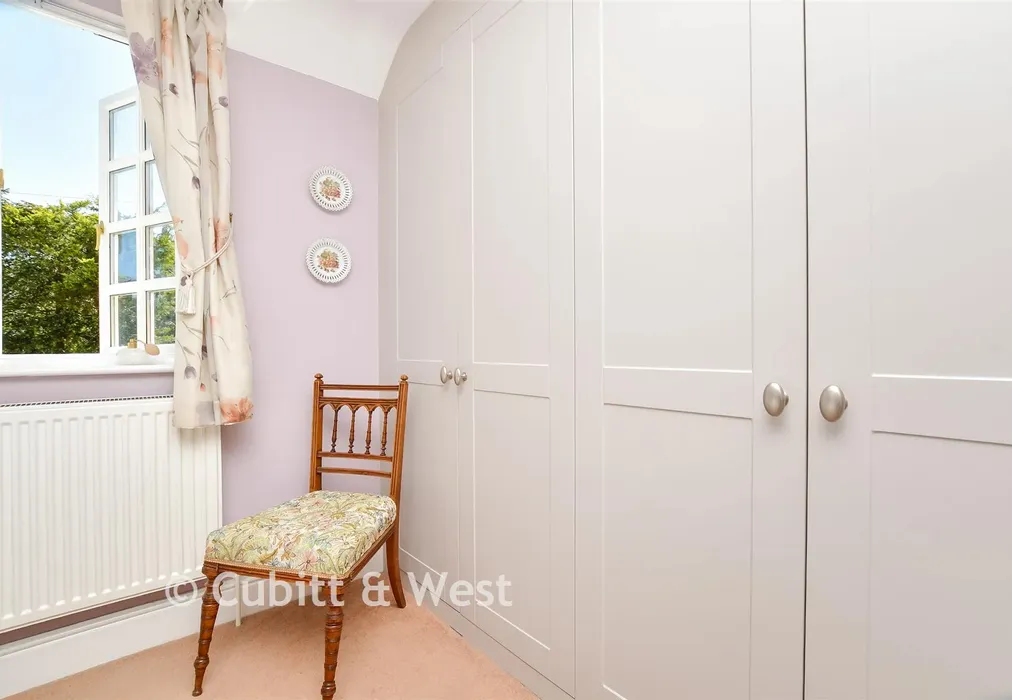 Internal Lifestyle Photograph - Wheelwright Court,Stane Street, Ockley, Surrey - Wards of Kent