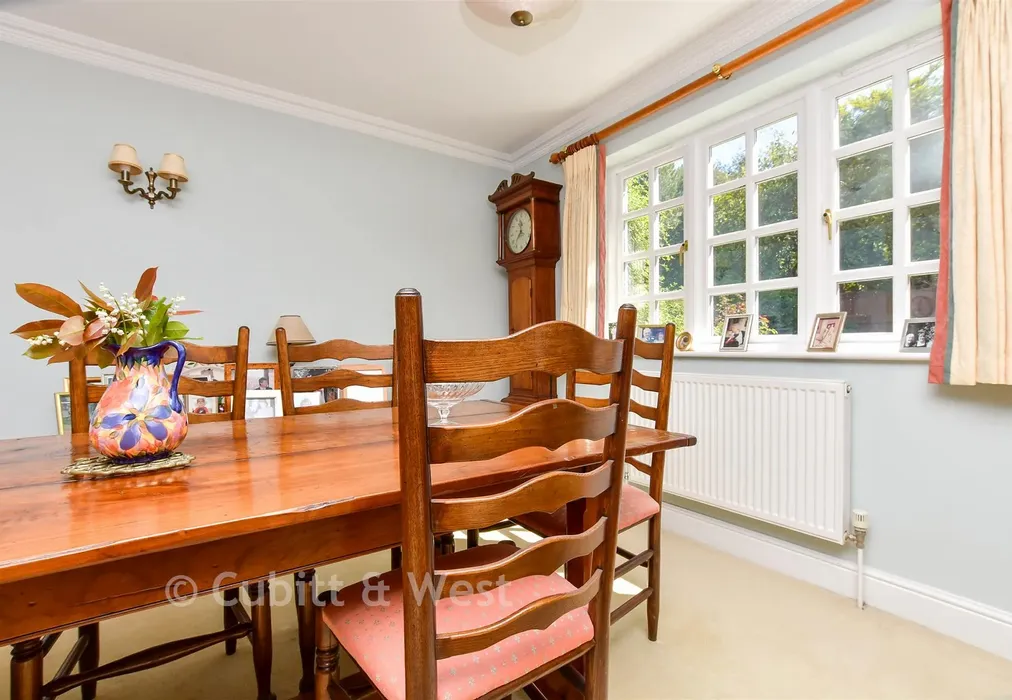 Dining Area - Wheelwright Court,Stane Street, Ockley, Surrey - Wards of Kent