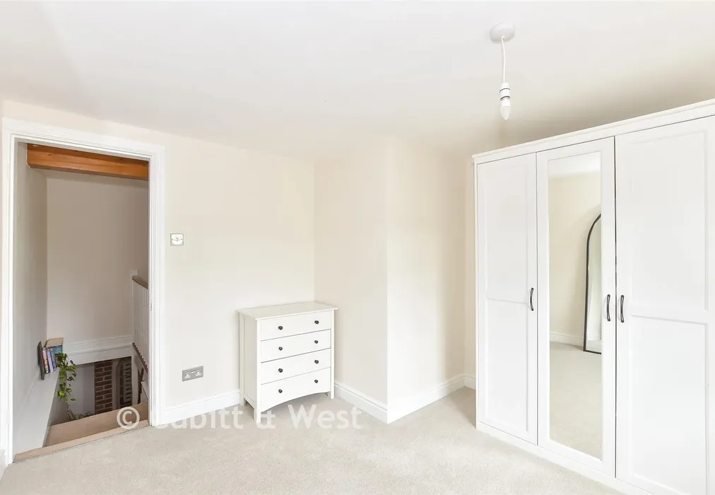 Bedroom 4 - Crawley Road, Horsham, West Sussex - Wards of Kent