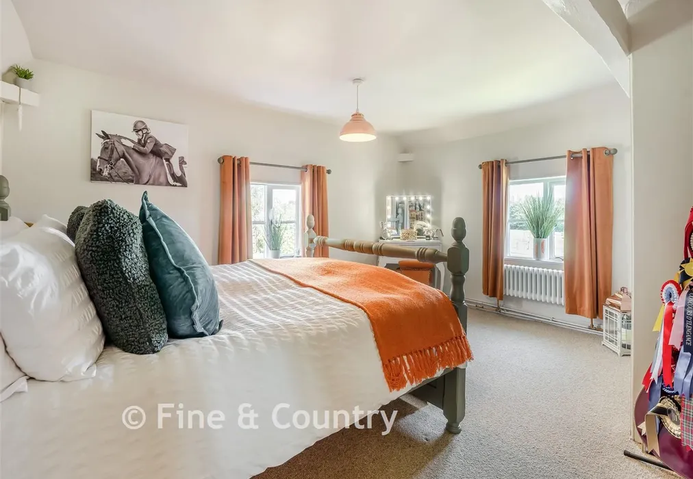 Bedroom - Moat Lane, Sedlescombe, East Sussex - Wards of Kent