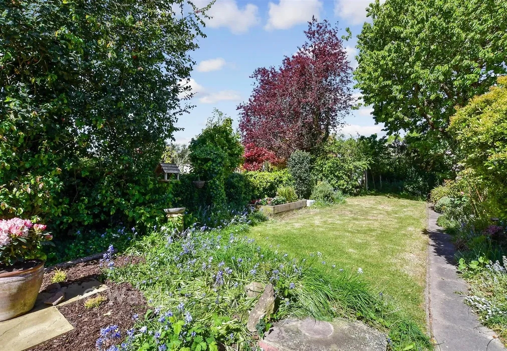 Rear Garden - Tonbridge Road, Maidstone, Kent - Wards of Kent