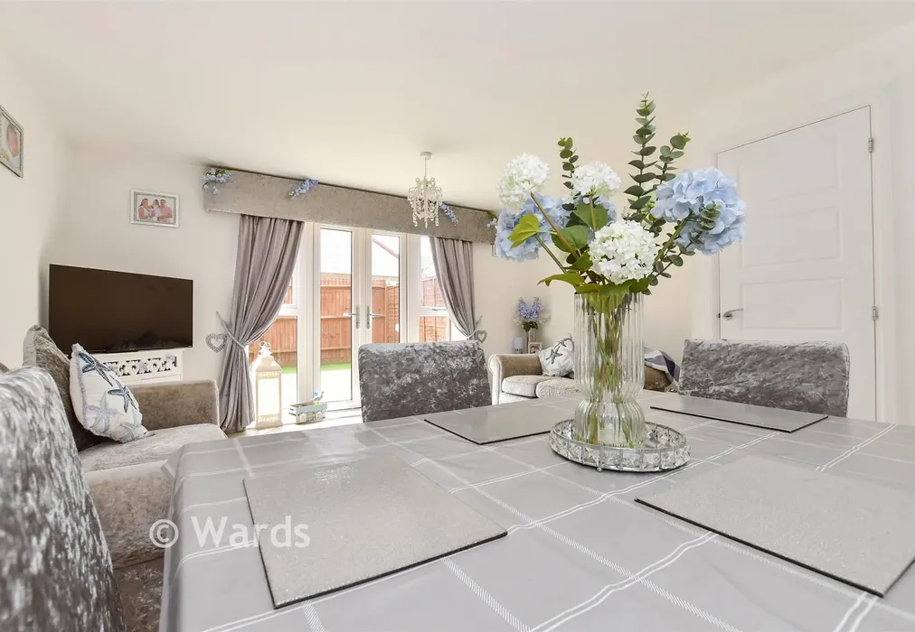 Internal Lifestyle Photograph - Argus Way, Hythe, Kent - Wards of Kent