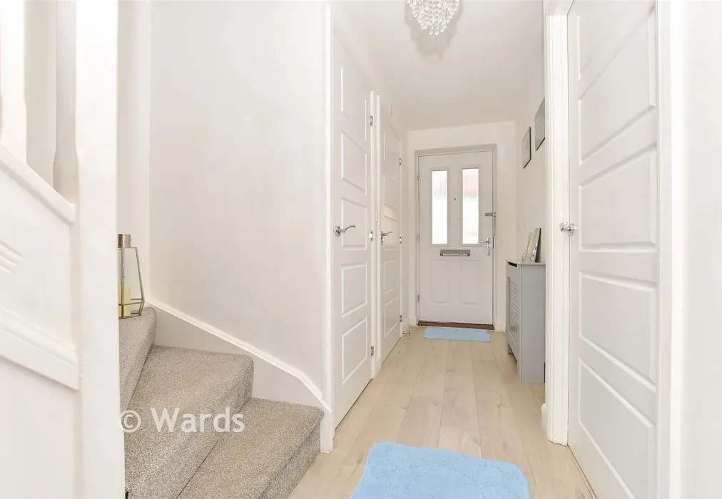 Entrance Hall - Argus Way, Hythe, Kent - Wards of Kent