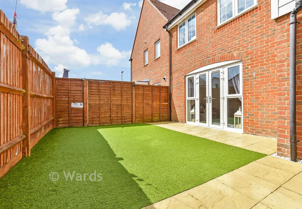 Rear Garden - Argus Way, Hythe, Kent - Wards of Kent