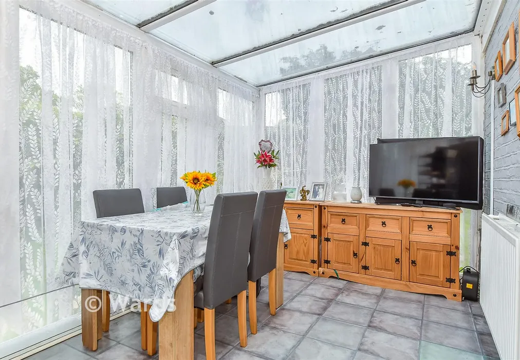 Conservatory - Benenden, Kent - Wards of Kent