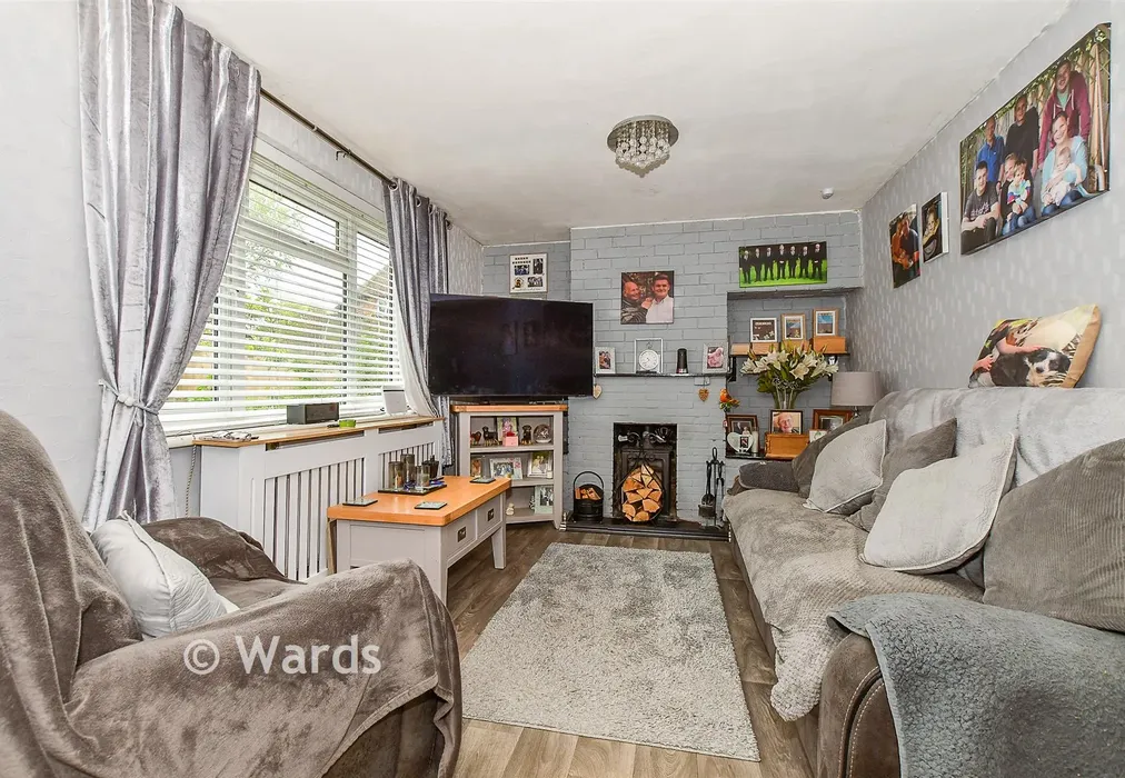 Lounge - Benenden, Kent - Wards of Kent