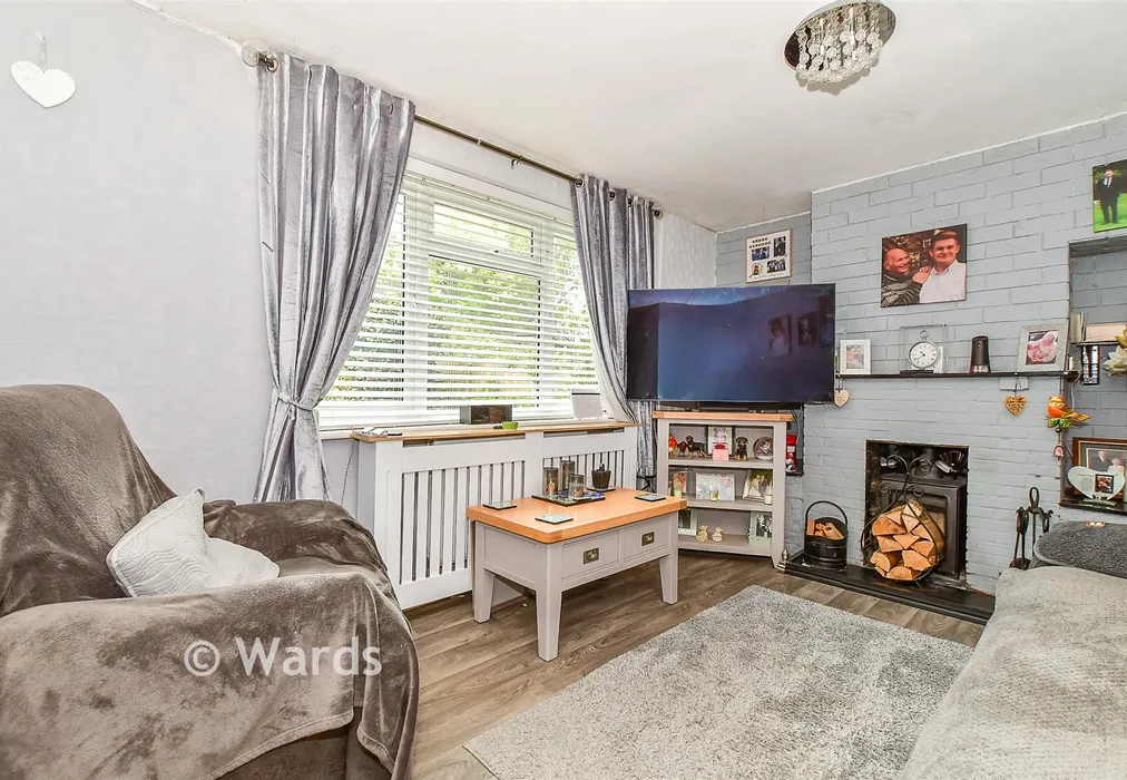 Lounge - Benenden, Kent - Wards of Kent