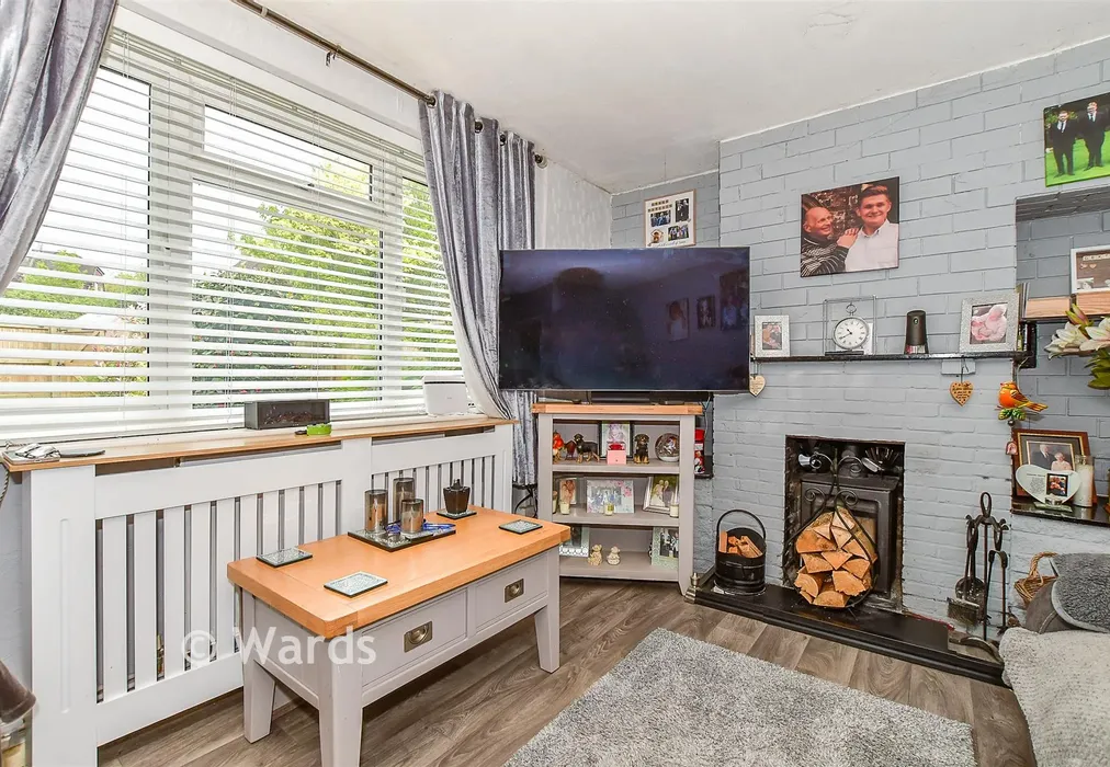 Lounge - Benenden, Kent - Wards of Kent