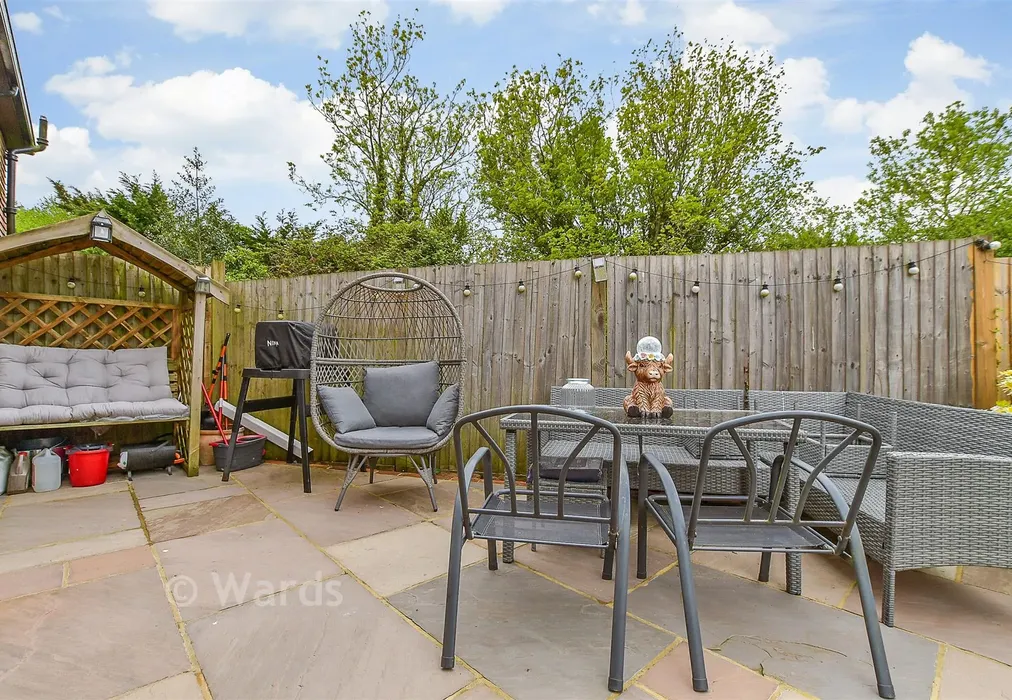 Patio / Decking - Benenden, Kent - Wards of Kent