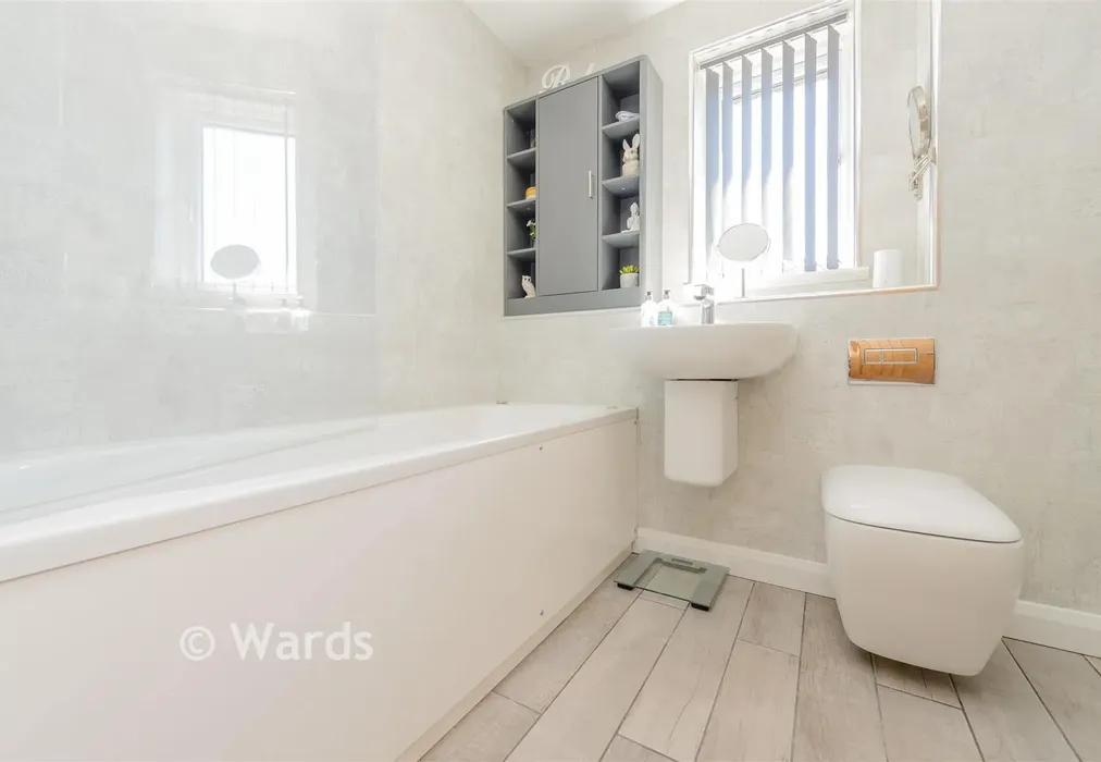 Bathroom - Swallow Rise, Walderslade, Chatham, Kent - Wards of Kent