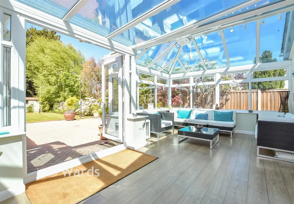Conservatory - Rectory Lane South, Leybourne, West Malling, Kent - Wards of Kent