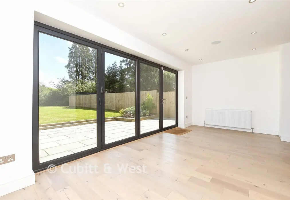 Dining Area - Church Lane, Chaldon, Surrey - Wards of Kent
