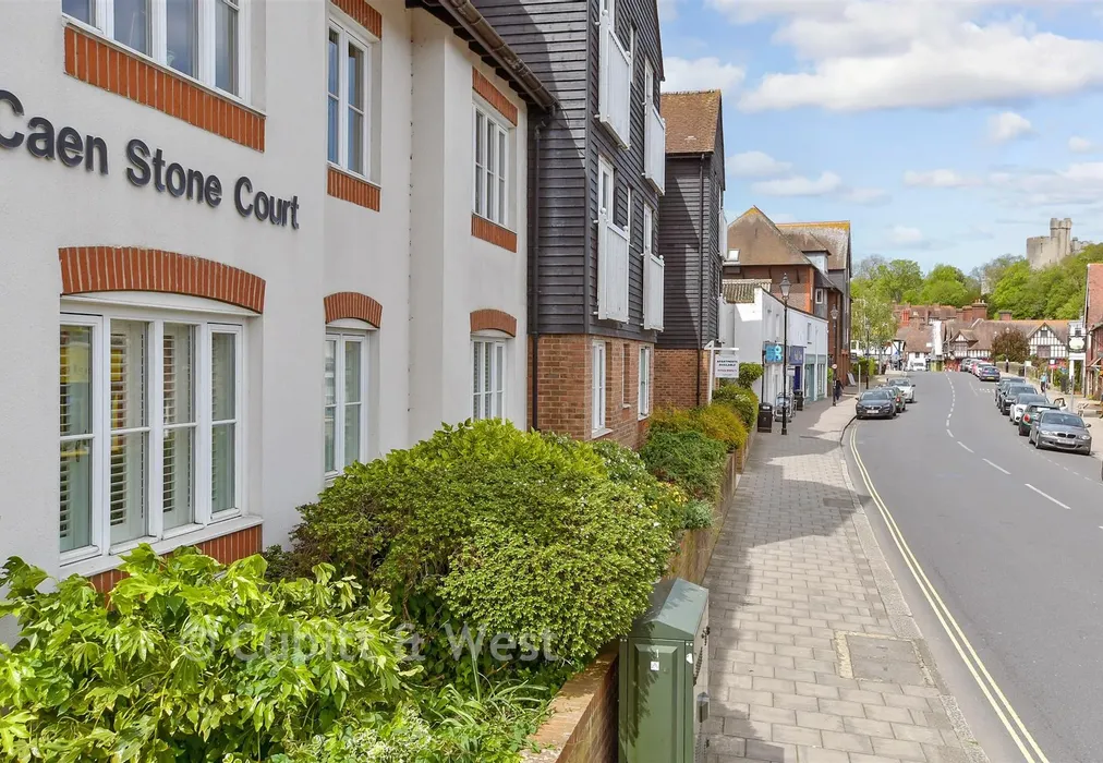 Surrounding Area - Queen Street, Arundel, West Sussex - Wards of Kent