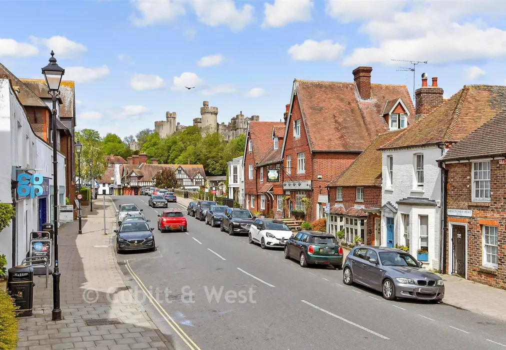 Surrounding Area - Queen Street, Arundel, West Sussex - Wards of Kent
