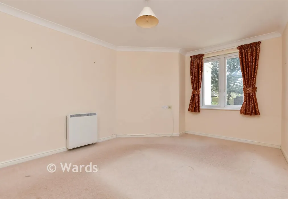 Bedroom - Harold Road, Margate, Kent - Wards of Kent