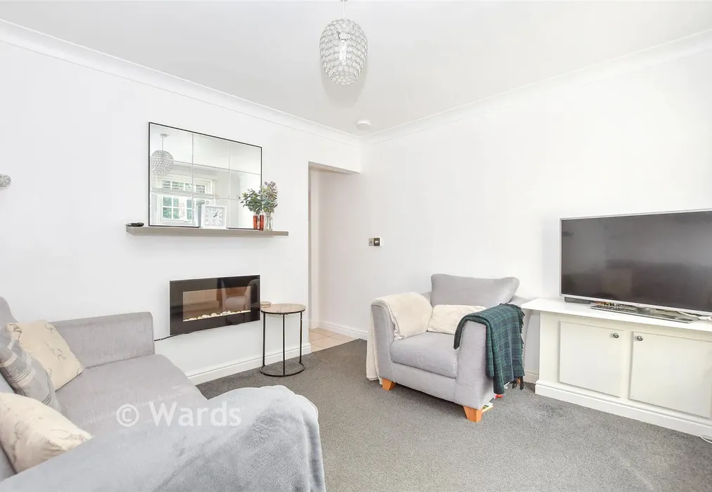 Lounge - Bell Lane, Ditton, Aylesford, Kent - Wards of Kent