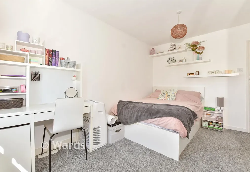 Bedroom 3 - Burmarsh Road, Burmarsh, Kent - Wards of Kent