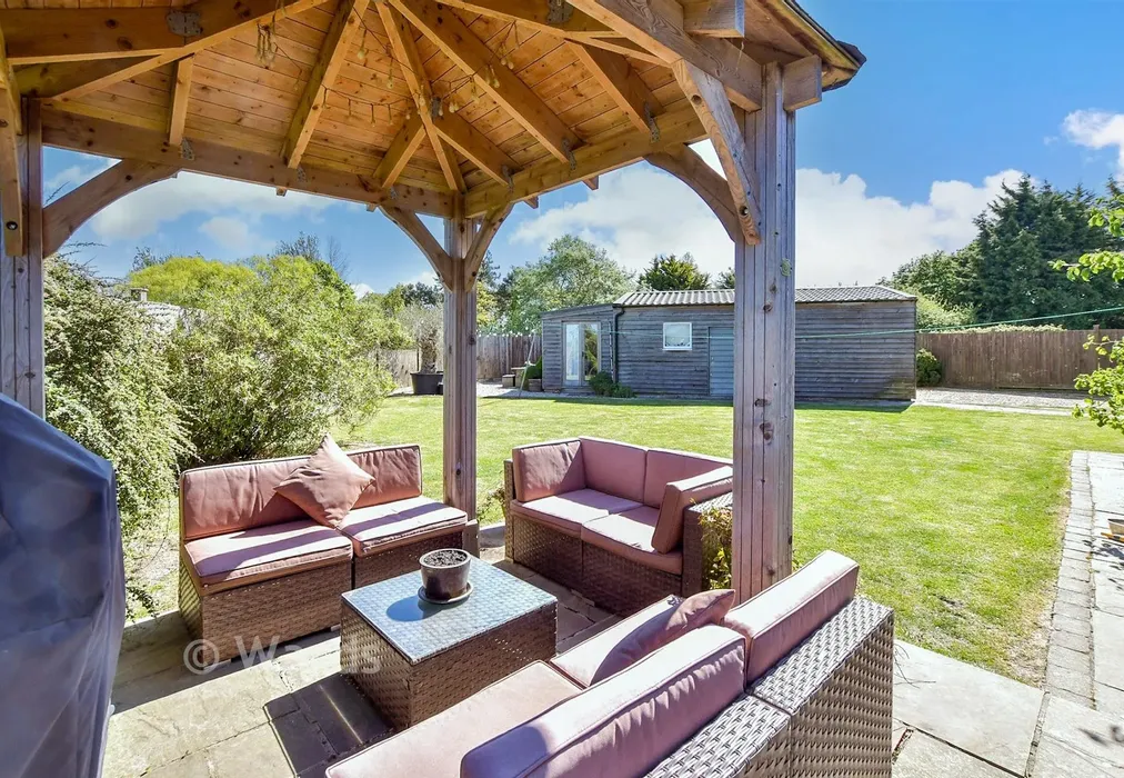 Patio / Decking - Burmarsh Road, Burmarsh, Kent - Wards of Kent