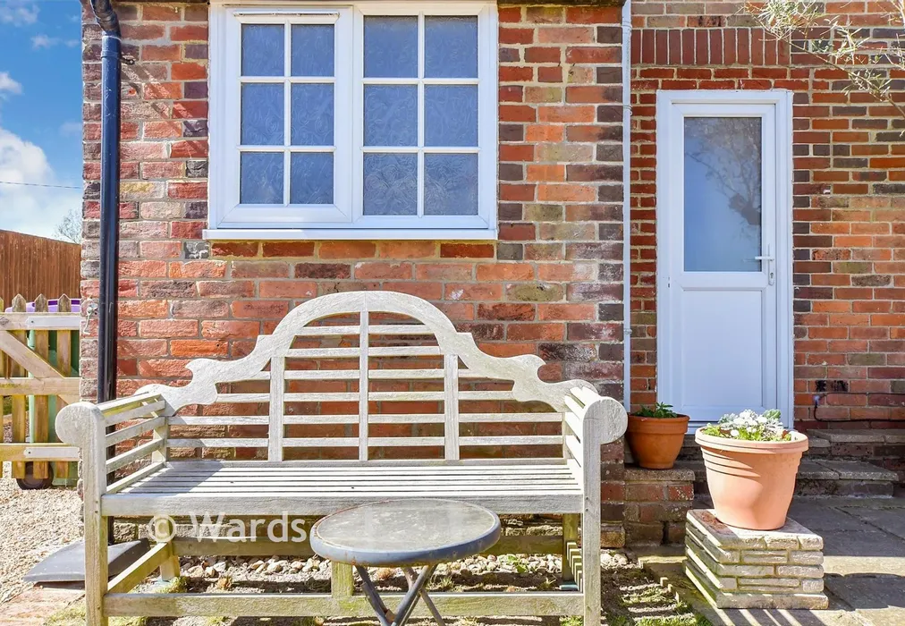External Lifestyle Photograph - Burmarsh Road, Burmarsh, Kent - Wards of Kent