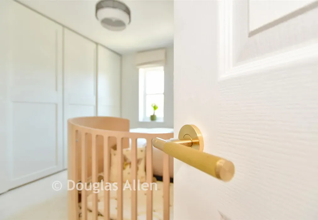 Internal Lifestyle Photograph - Glandford Way, Romford, Essex - Wards of Kent