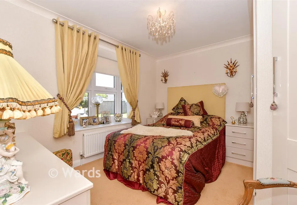 Bedroom 2 - Woodlands Park, Biddenden, Ashford, Kent - Wards of Kent