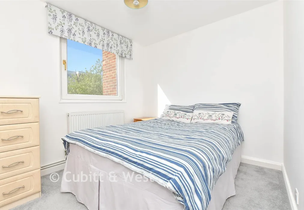 Bedroom 3 - Woodcote Road, Wallington, Surrey - Wards of Kent