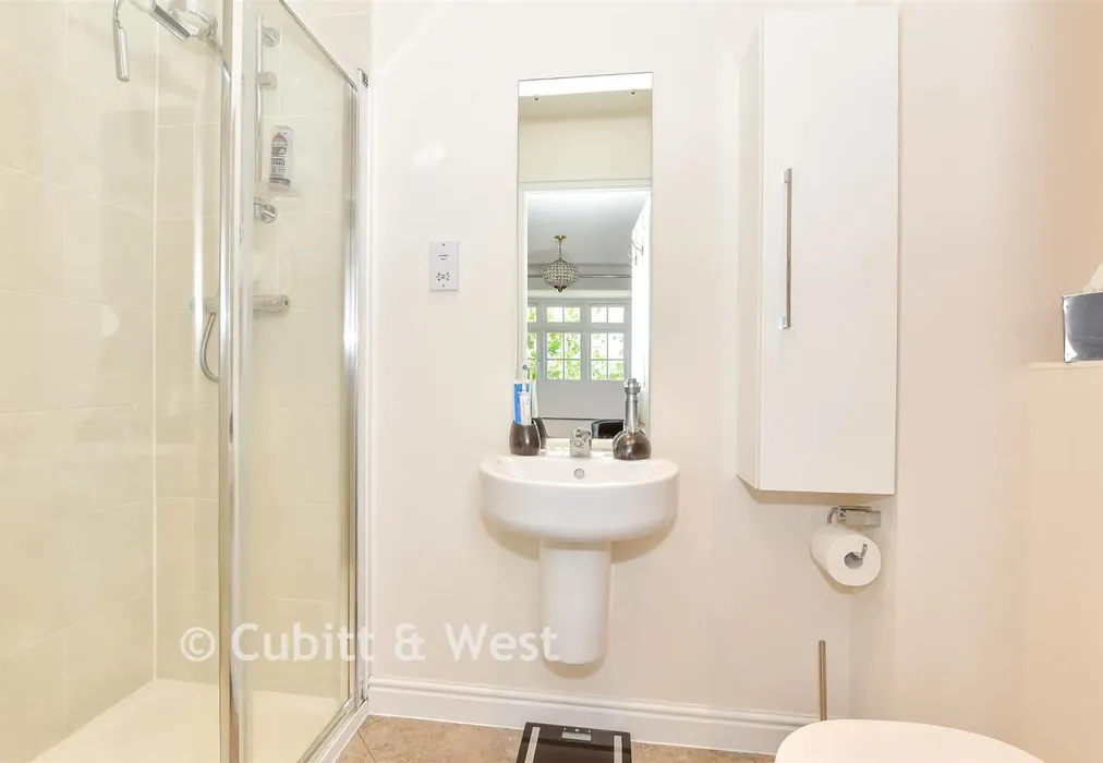 En-Suite Shower Room - Newlands Avenue, Waterlooville, Hampshire - Wards of Kent