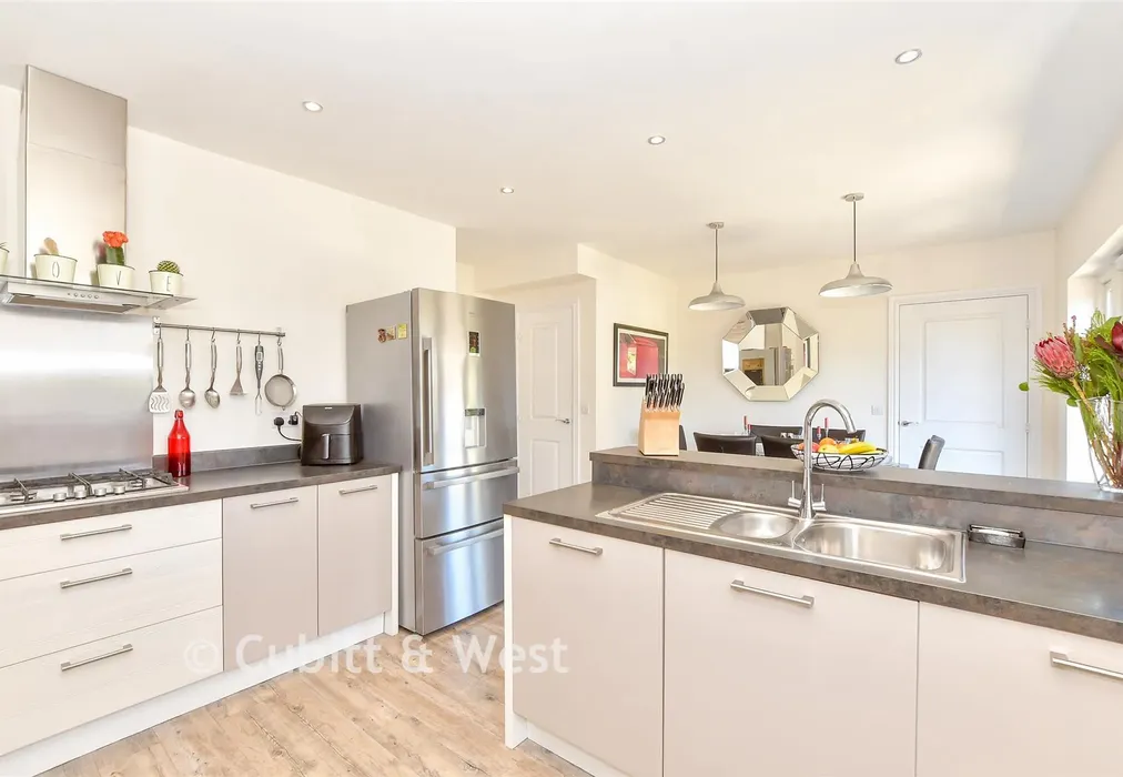 Kitchen/Diner - Newlands Avenue, Waterlooville, Hampshire - Wards of Kent