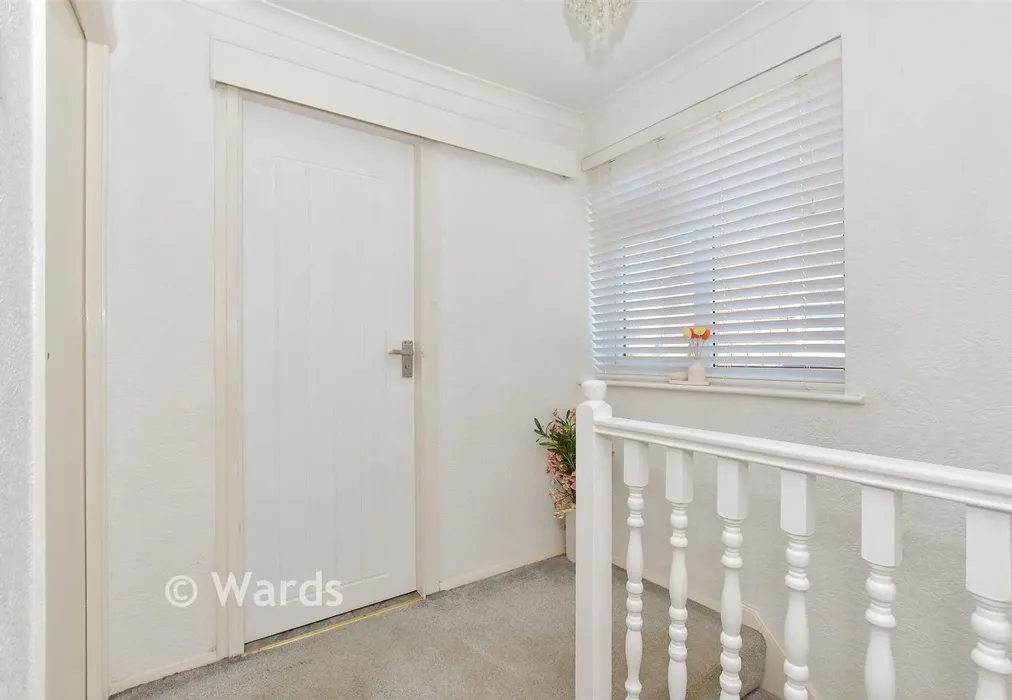 Landing - Bybrook Road, Kennington, Kent - Wards of Kent