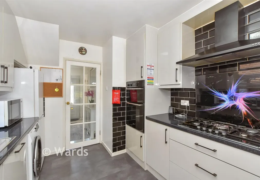 Kitchen - Bybrook Road, Kennington, Kent - Wards of Kent
