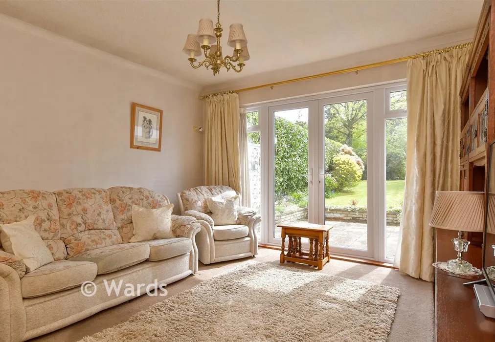 Lounge - The Grove, West Kingsdown, Sevenoaks, Kent - Wards of Kent