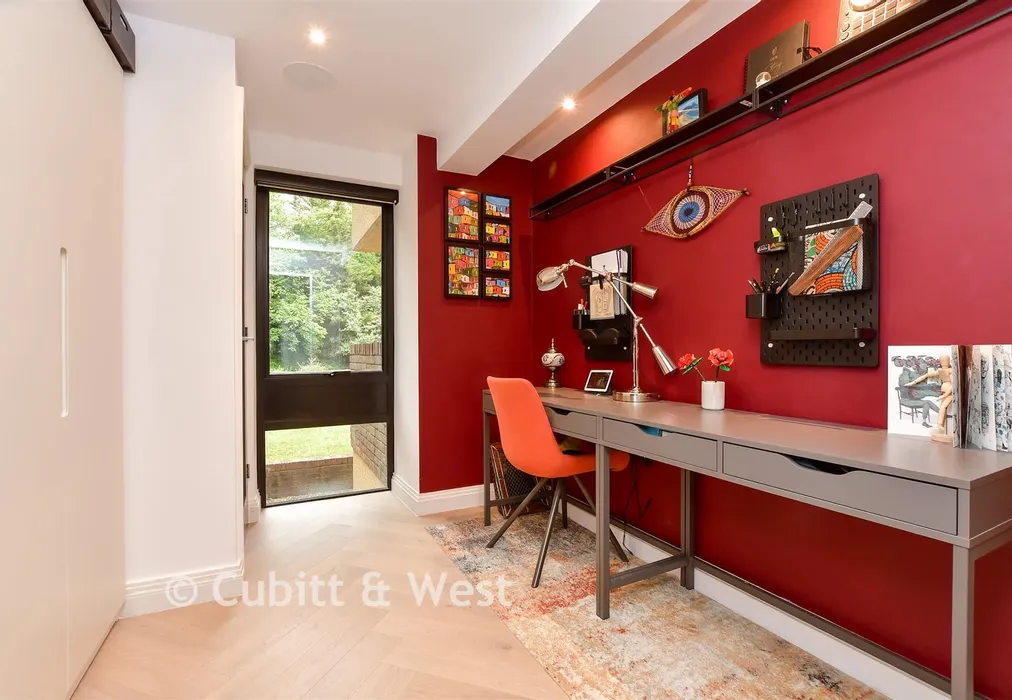 Bedroom 2 - Church Street, Epsom, Surrey - Wards of Kent