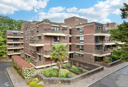 Church Street, Epsom, Surrey - Wards of Kent