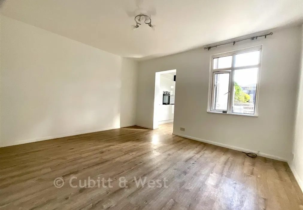 Dining Room - Yorke Road, Reigate, Surrey - Wards of Kent