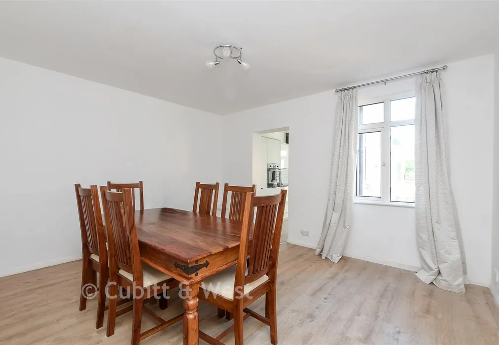 Dining Room - Yorke Road, Reigate, Surrey - Wards of Kent