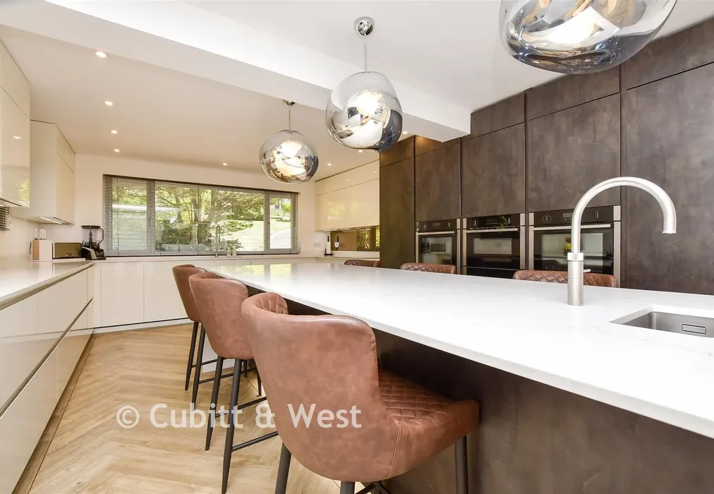 Kitchen - Welcomes Road, Kenley, Surrey - Wards of Kent