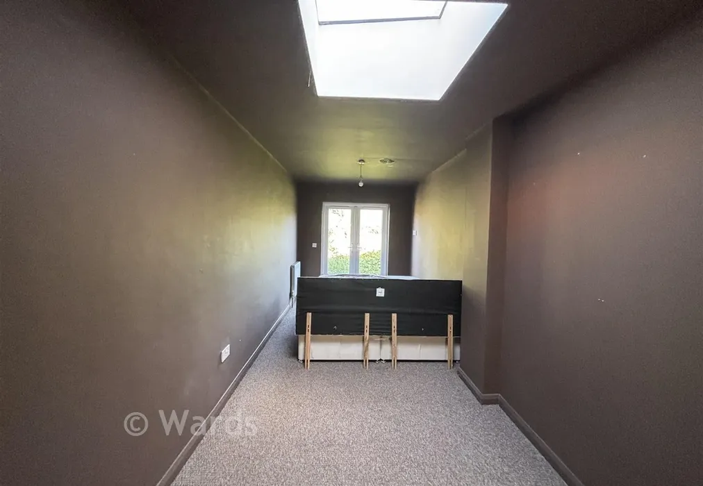 Bedroom 1 - Wallers Road, Faversham, Kent - Wards of Kent