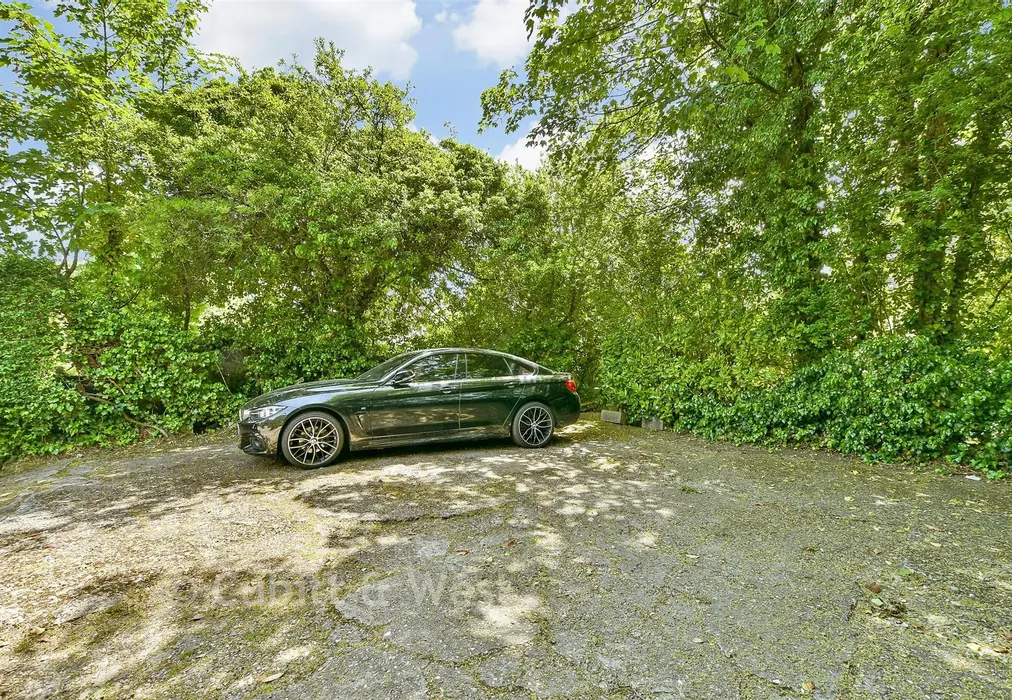 Driveway/Parking - Foxley Lane, Purley, Surrey - Wards of Kent