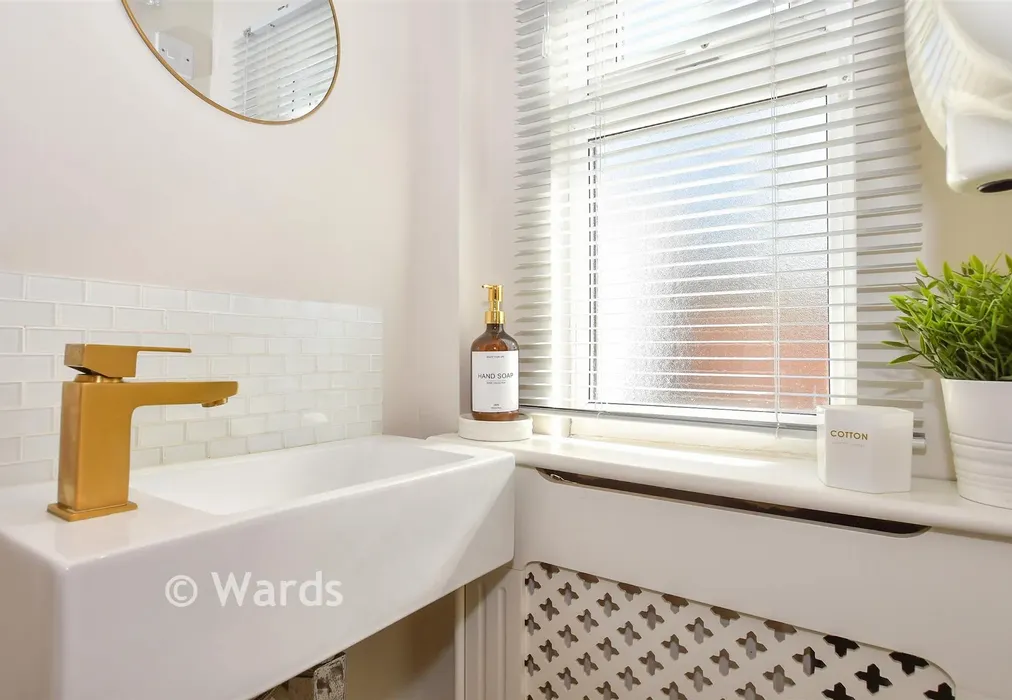 Internal Lifestyle Photograph - Edinburgh Road, Isle of Grain, Kent - Wards of Kent