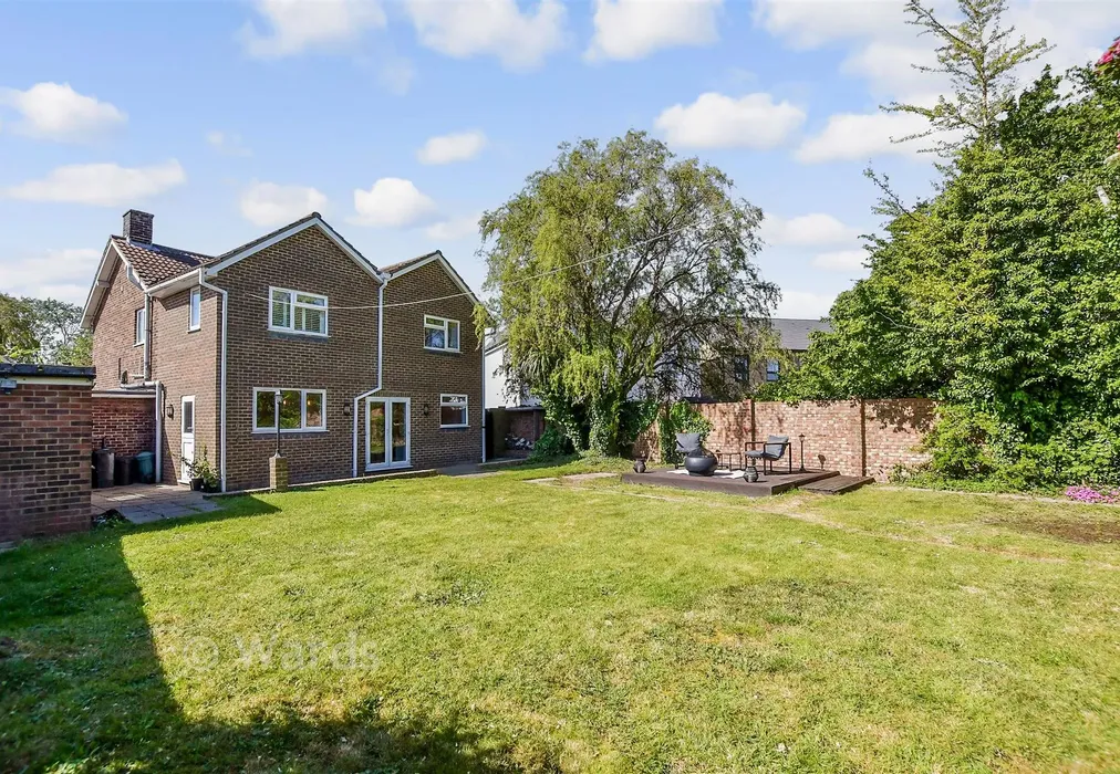 Rear Garden - Edinburgh Road, Isle of Grain, Kent - Wards of Kent