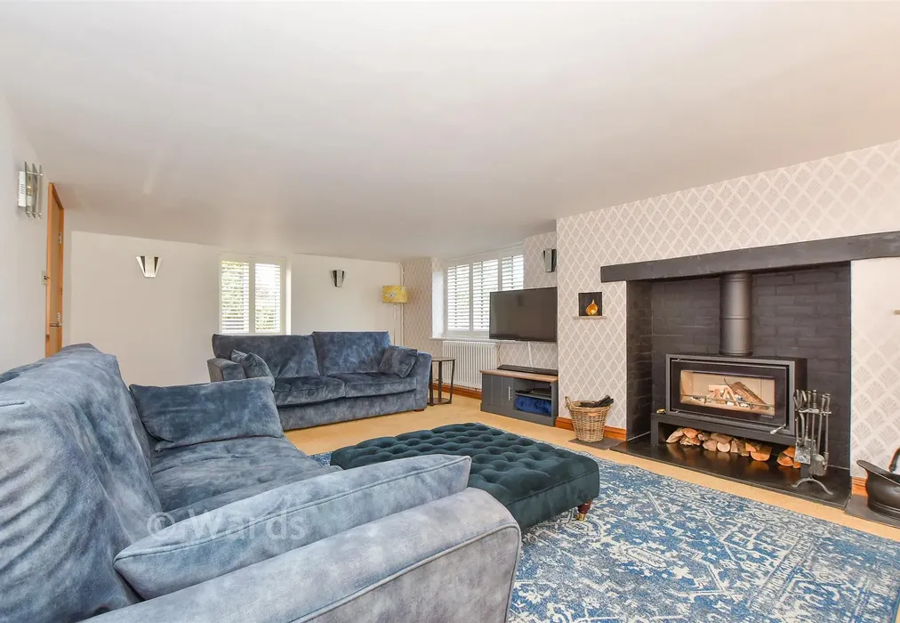 Lounge - High Halden, Ashford, Kent - Wards of Kent