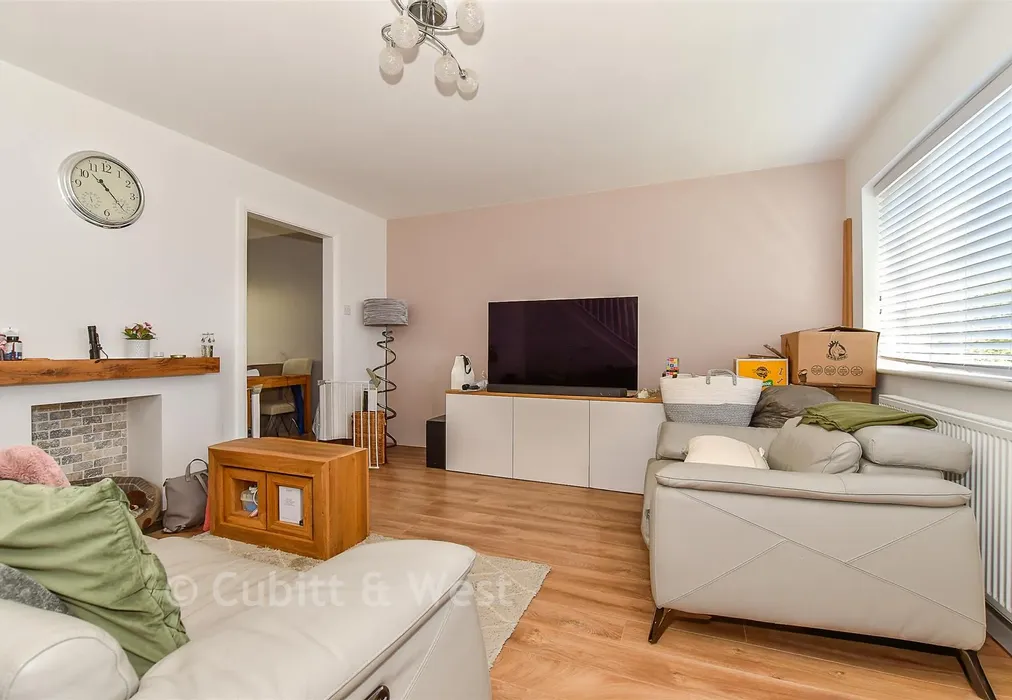 Lounge - Western Gardens, Crowborough, East Sussex - Wards of Kent