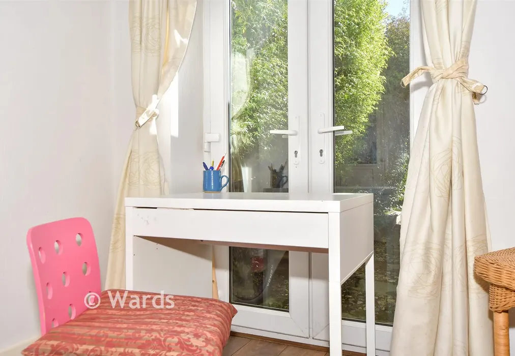 Internal Lifestyle Photograph - Albert Road, Hythe, Kent - Wards of Kent