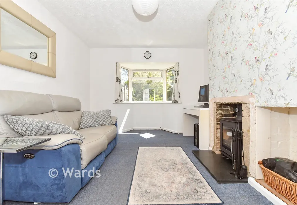 Lounge - Wilson Avenue, Deal, Kent - Wards of Kent