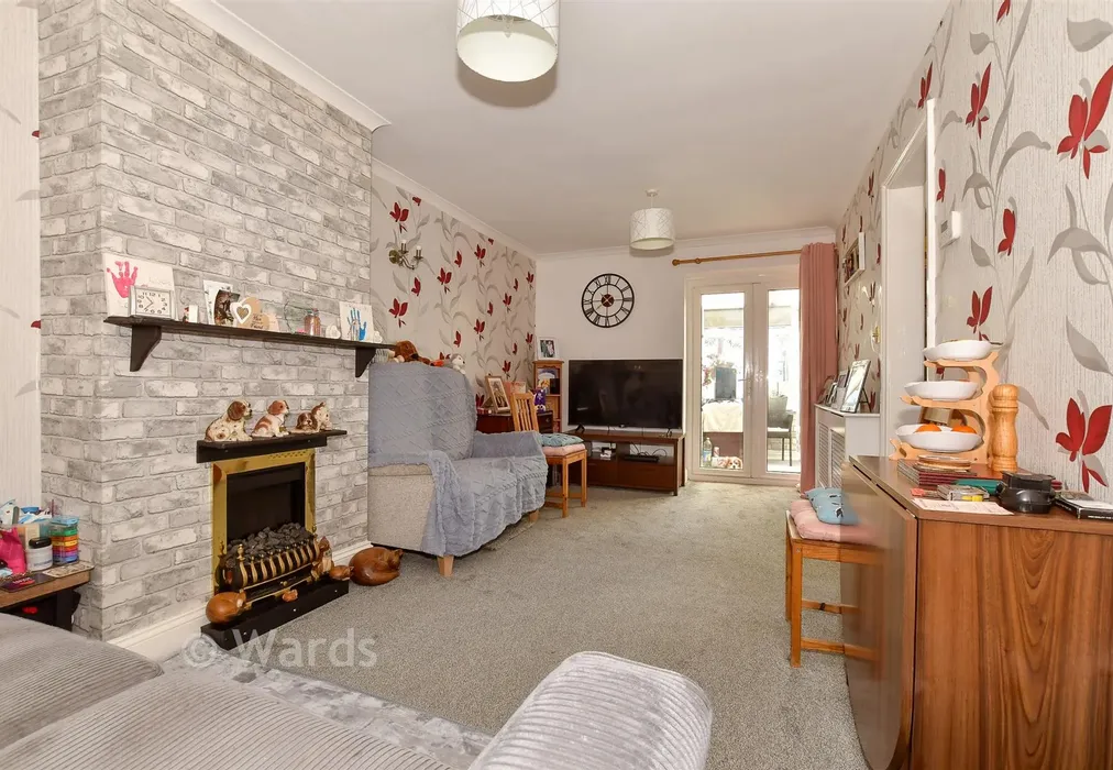 Lounge - Woodrow Chase, Herne Bay, Kent - Wards of Kent