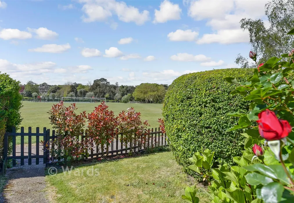 External Lifestyle Photograph - Woodrow Chase, Herne Bay, Kent - Wards of Kent