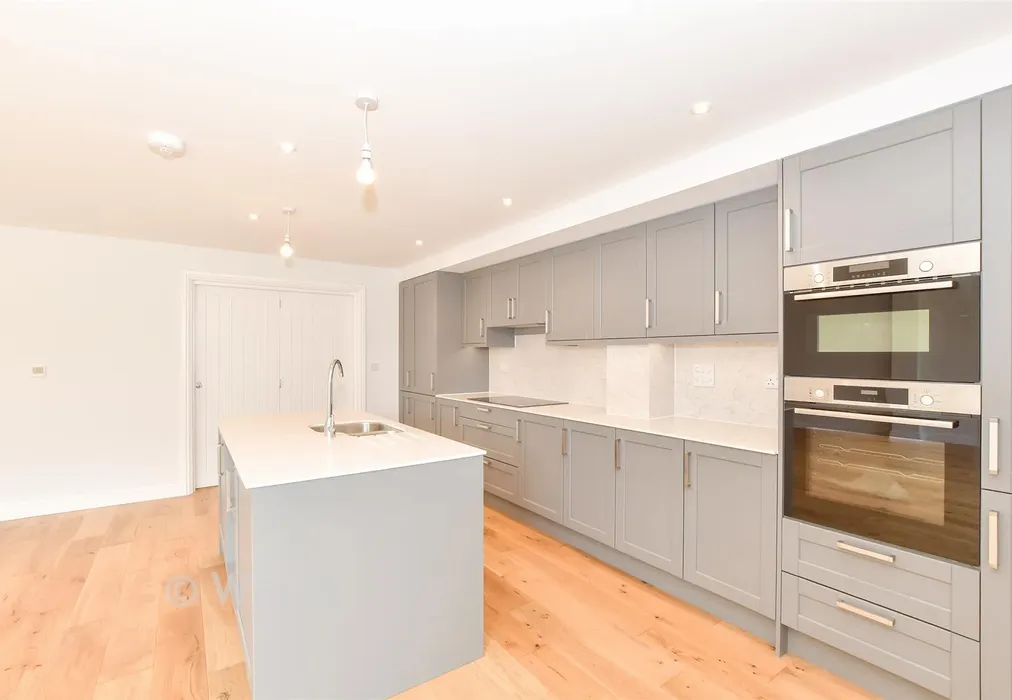 Kitchen/Dining Room - Claygate, Marden, Tonbridge, Kent - Wards of Kent