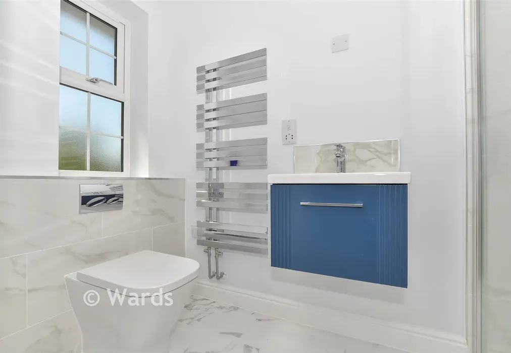Bathroom - Claygate, Marden, Tonbridge, Kent - Wards of Kent