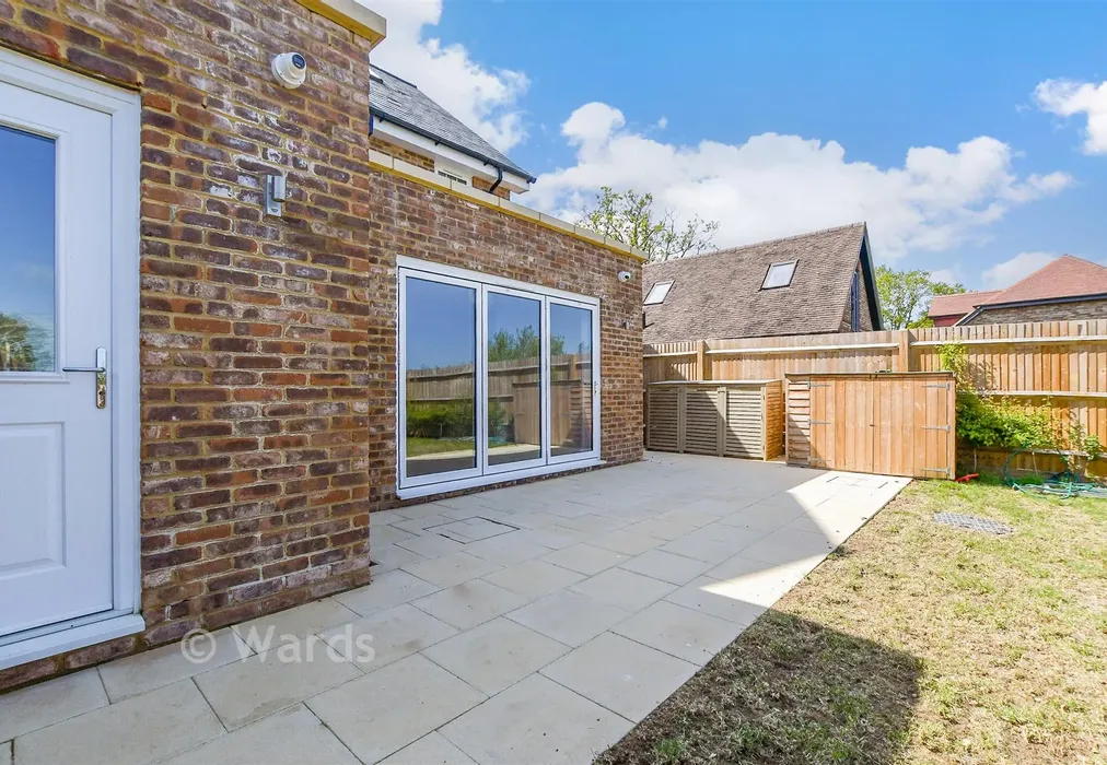 Patio / Decking - Claygate, Marden, Tonbridge, Kent - Wards of Kent